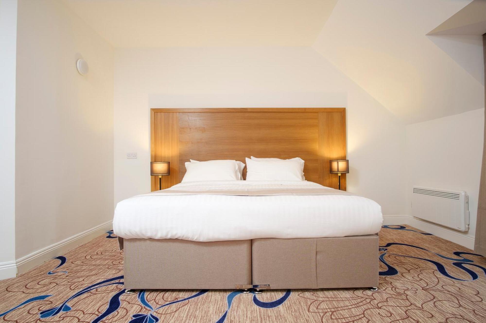 Kelpies Hotel Falkirk Bagian luar foto