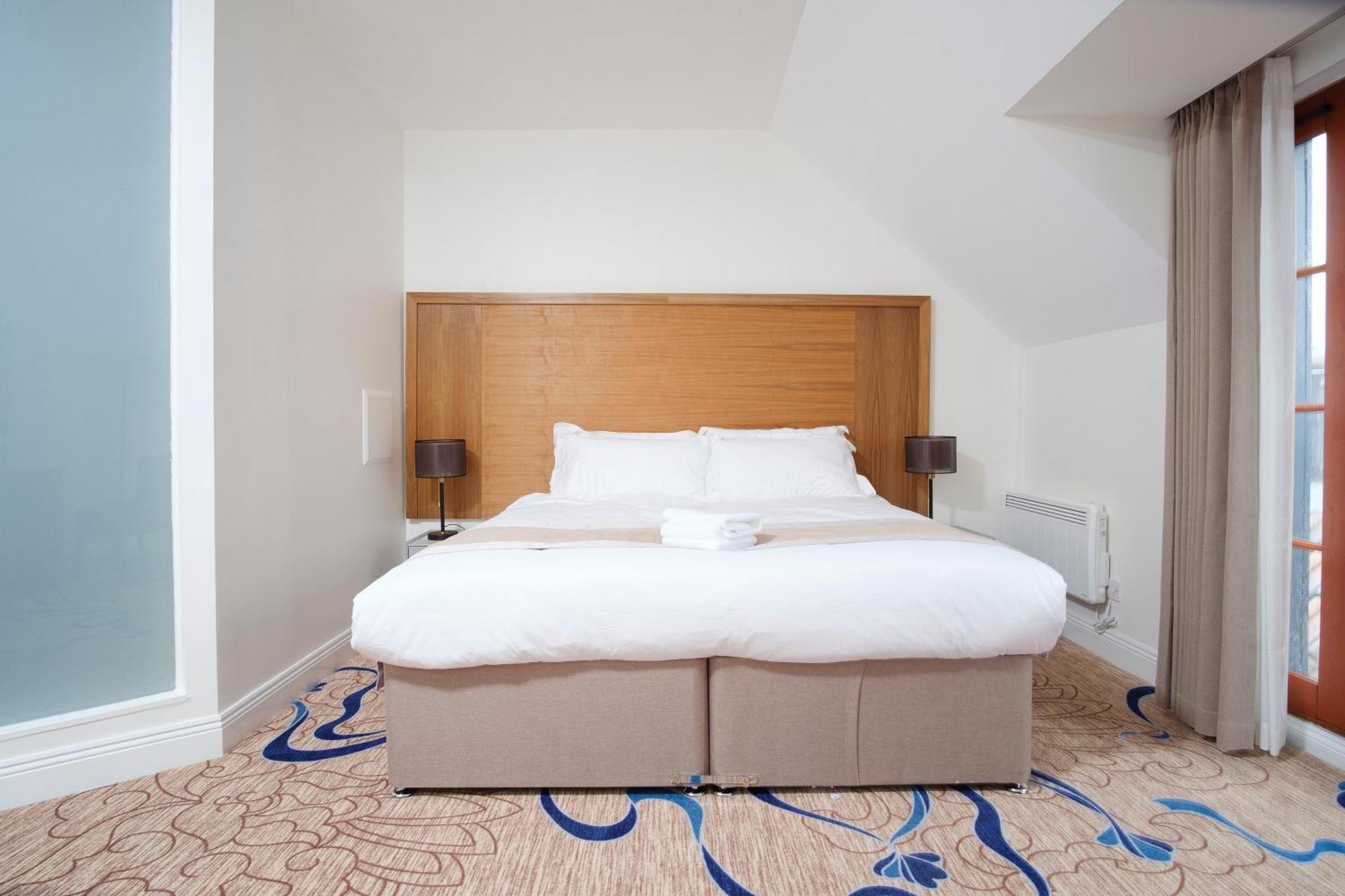 Kelpies Hotel Falkirk Bagian luar foto